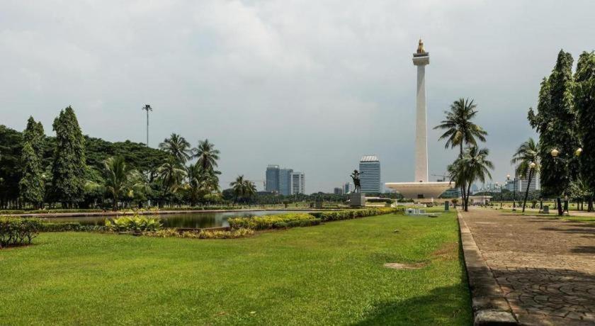 The Grand Palace Resident Jakarta Exteriör bild